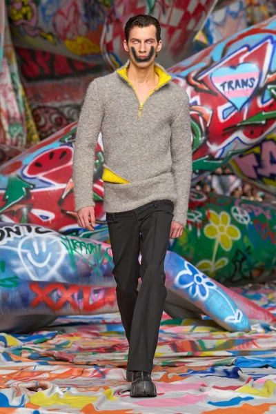 Look 39